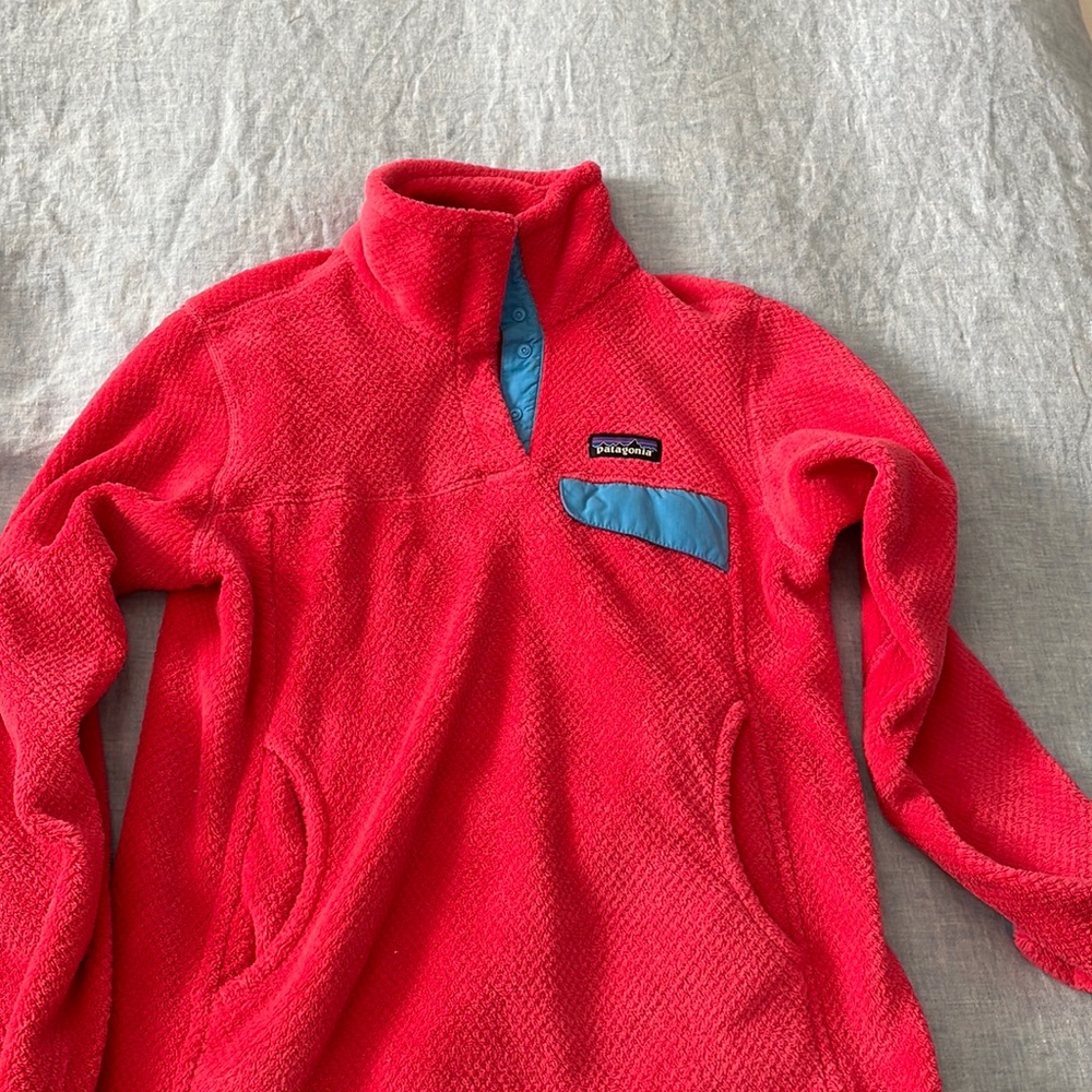 Womens pink and blue Patagonia snap pullover